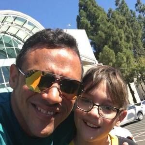 Meet your Posher, Henry